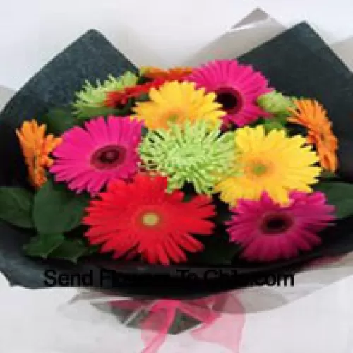 Buchet de margarete colorate mixte